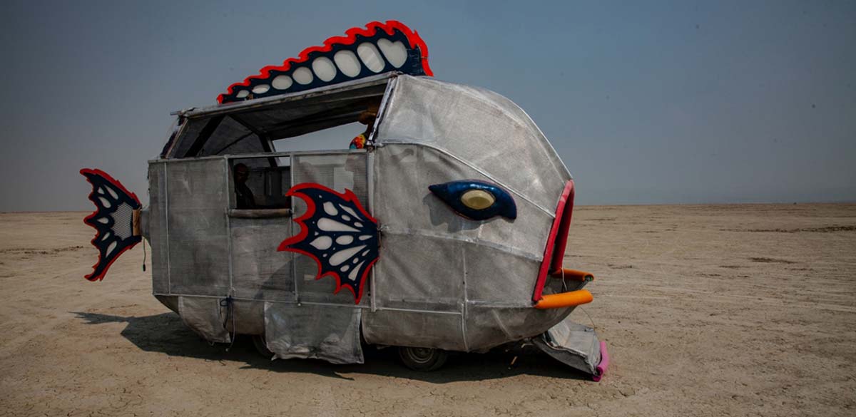 Cast so glittering can’t help but smile